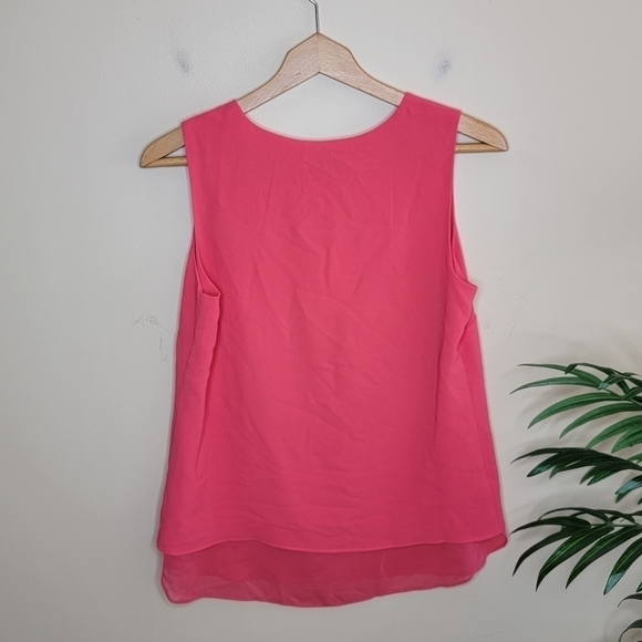 NWT Rose & Olive | Coral Pink Sleeveless V-neck Layered Blouse Size Small - Picture 4 of 4